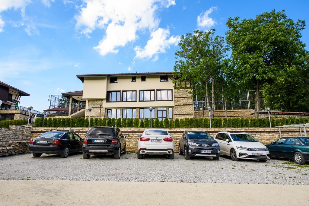 Sinabovite Houses Hotel Badevtsi Eksteriør billede